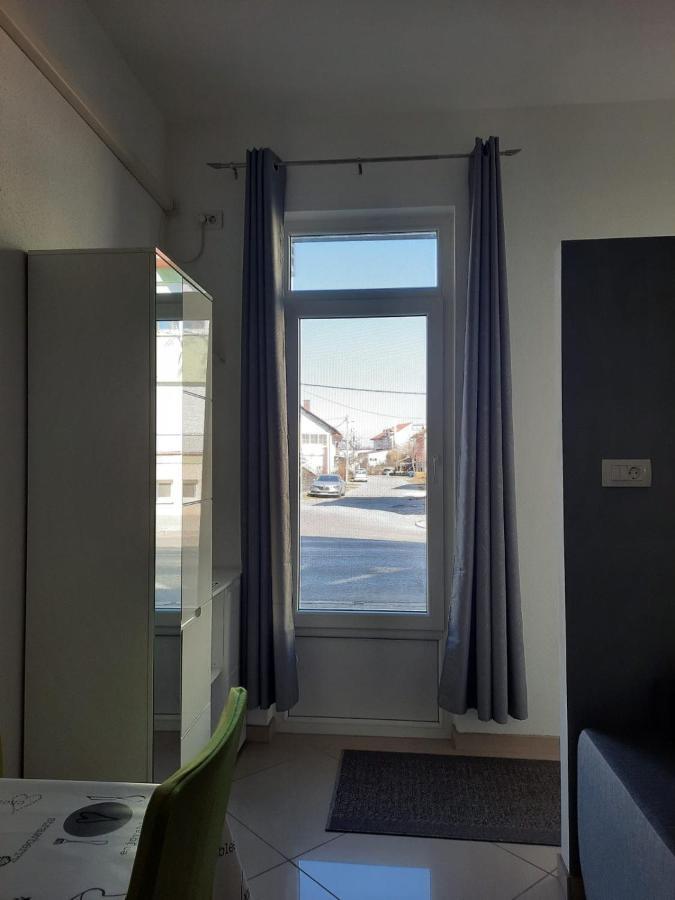 Apartment Gs Centar Gospić Exterior foto